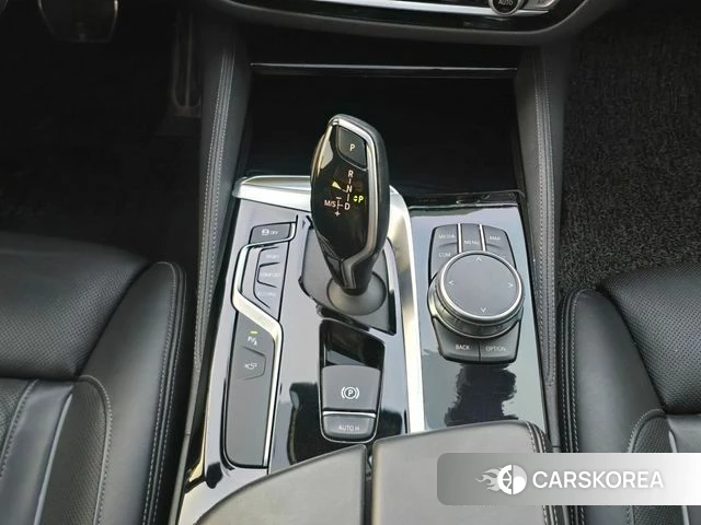 BMW 5 Series (G30) 2020 Черный из Кореи, фото 4