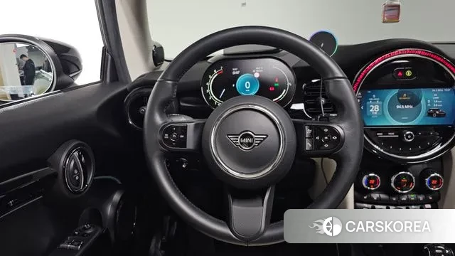 Mini Cooper S 2023 Зеленый из Кореи, фото 4