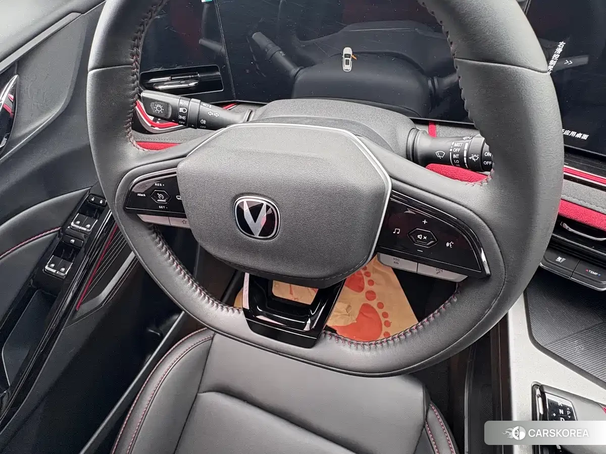 Chang'an X5 PLUS 2024 Silver/gray из Китая, фото 4