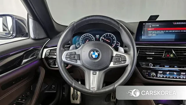 BMW 5 Series (G30) 2019 Черный из Кореи, фото 4