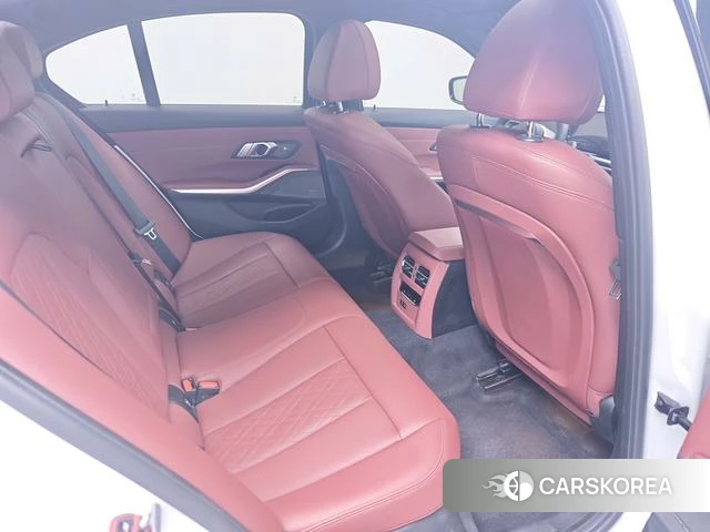 BMW 3 series 2024 Белый из Китая, фото 4