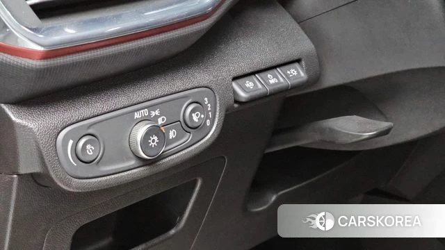 Chevrolet (GM Daewoo) Trailblazer 2020 Красный из Кореи, фото 4