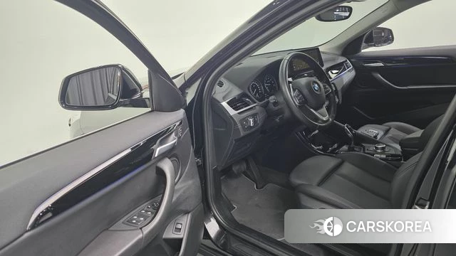 BMW X2 (F39) 2021 Черный из Кореи, фото 4