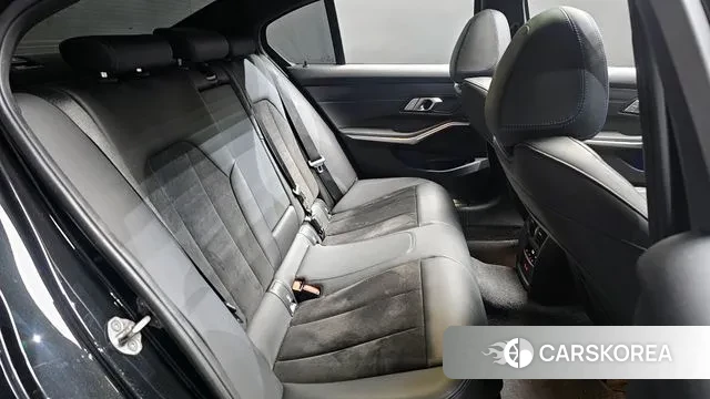 BMW 3 Series (G20) 2021 Черный из Кореи, фото 4