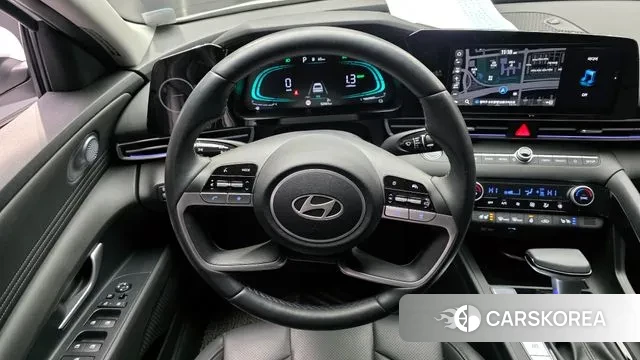 Hyundai The New Avante Hybrid (CN7) 2023 Белый из Кореи, фото 4