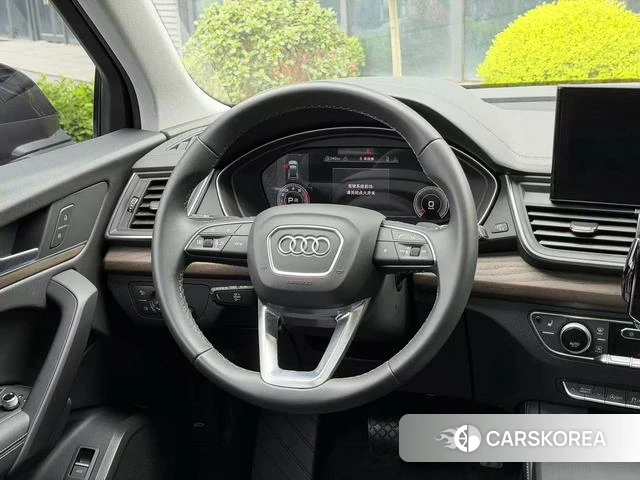 Audi Q5L 2022 Черный из Китая, фото 4