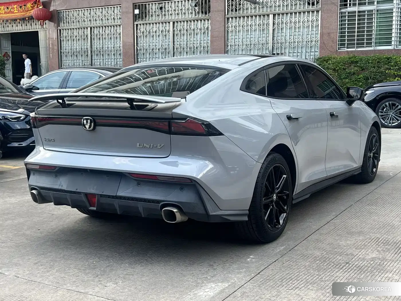 Chang'an Changan UNI-V 2022 Silver/gray из Китая, фото 4
