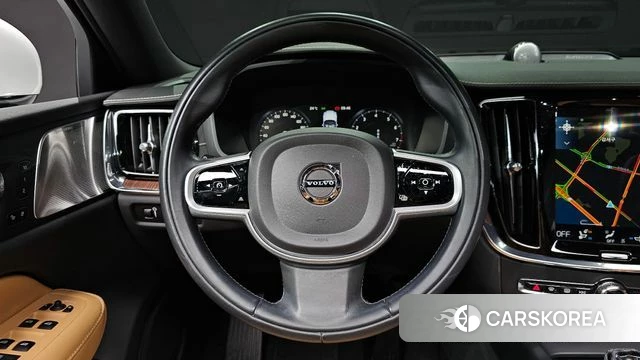 Volvo S60 3rd generation 2020 Белый из Кореи, фото 4