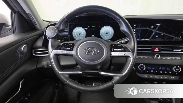 Hyundai Avante (CN7) 2021 Серебристо-серый из Кореи, фото 4