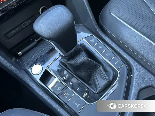 Volkswagen Tiguan L PHEV 2023 Черный из Китая, фото 4