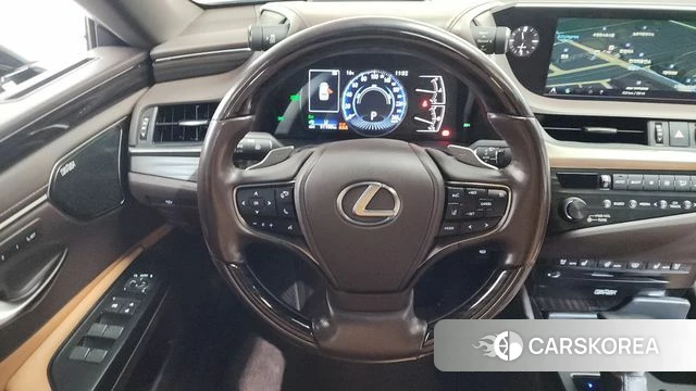 Lexus ES300h 7th generation 2020 Серый из Кореи, фото 4