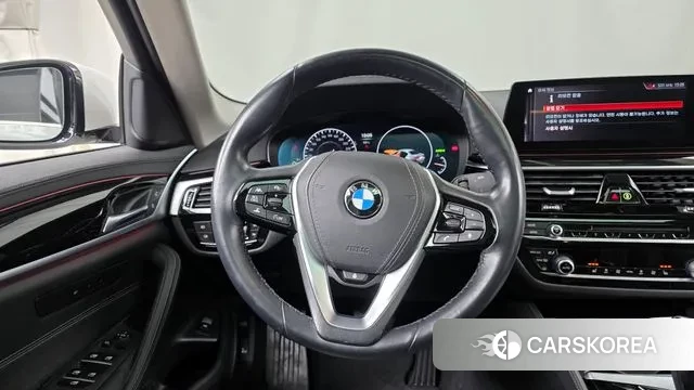 BMW 5 Series (G30) 2019 Белый из Кореи, фото 4