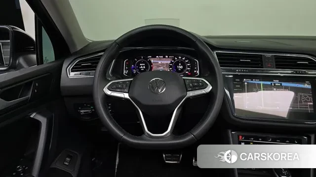 Volkswagen Tiguan second Generation 2022 Черный из Кореи, фото 4