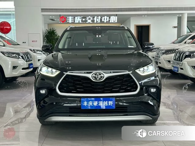 Toyota Highlander 2023 Черный из Китая, фото 4