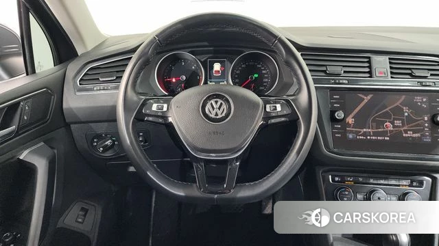 Volkswagen Tiguan second Generation 2018 Серый из Кореи, фото 4