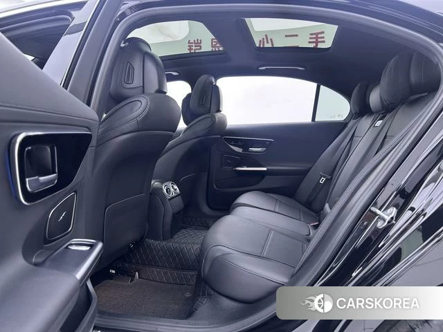 Mercedes-Benz Class C 2023 Черный из Китая, фото 4