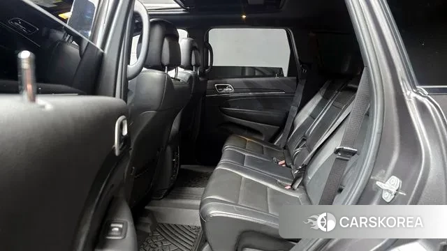 Jeep Grand Cherokee 2018 Серый из Кореи, фото 4