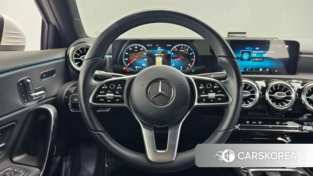 Mercedes-Benz A-Class W177 2021 Белый из Кореи, фото 4