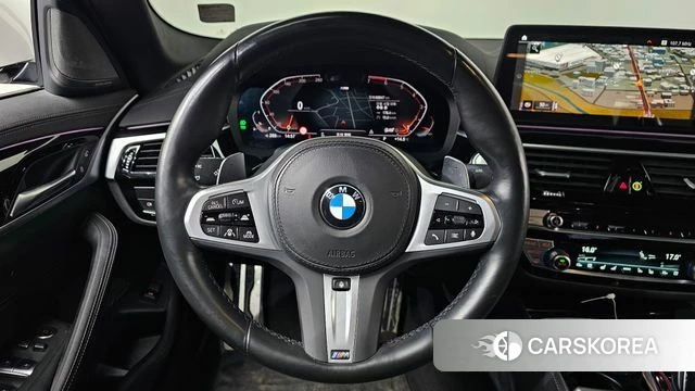 BMW 5 Series (G30) 2023 Белый из Кореи, фото 4