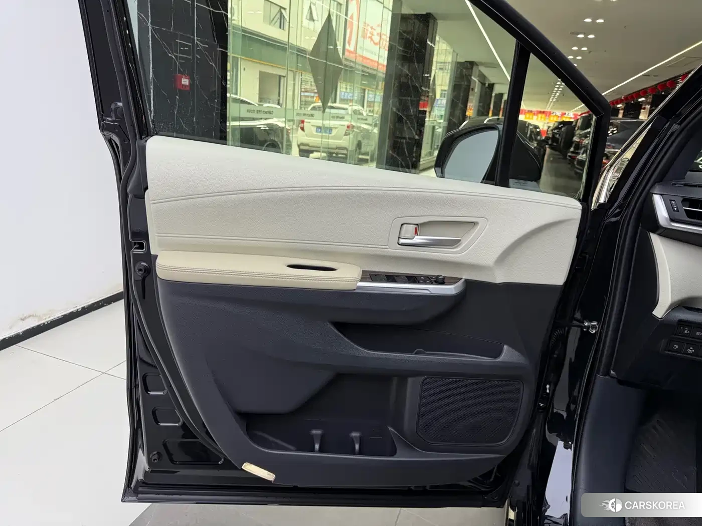 Toyota Sienna 2024 Черный из Китая, фото 4