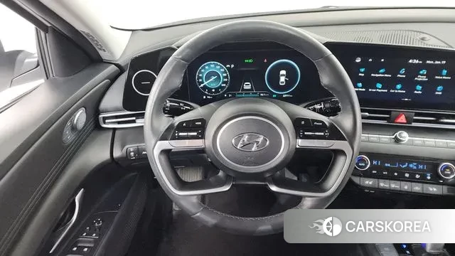 Hyundai Avante (CN7) 2023 Белый из Кореи, фото 4