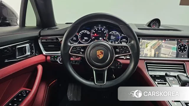 Porsche Panamera (971) 2018 Синий из Кореи, фото 4