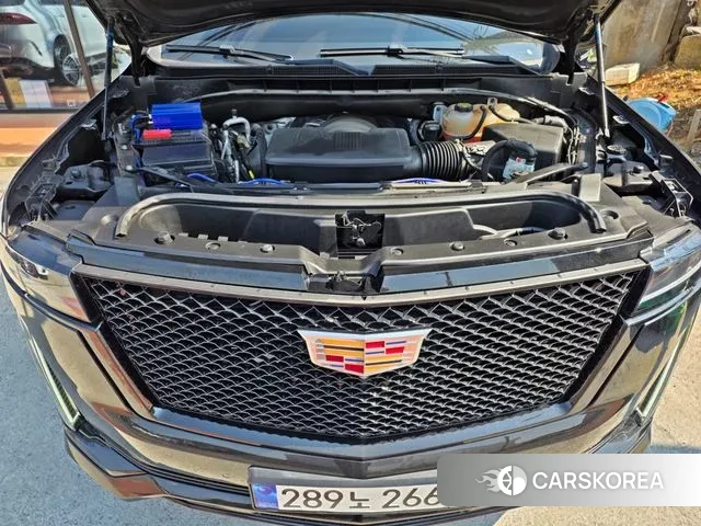 Cadillac Escalade 5th Generation 2022 Черный из Кореи, фото 4