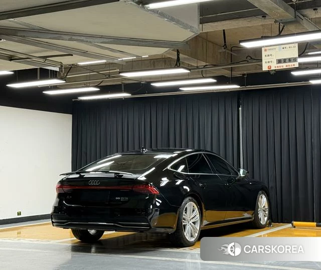 Audi A7 2019 Черный из Китая, фото 4
