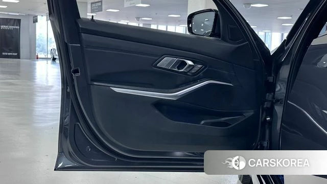BMW 3 Series (G20) 2021 Серый из Кореи, фото 4