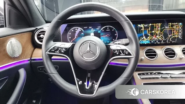 Mercedes-Benz E-Class W213 2023 Черный из Кореи, фото 4