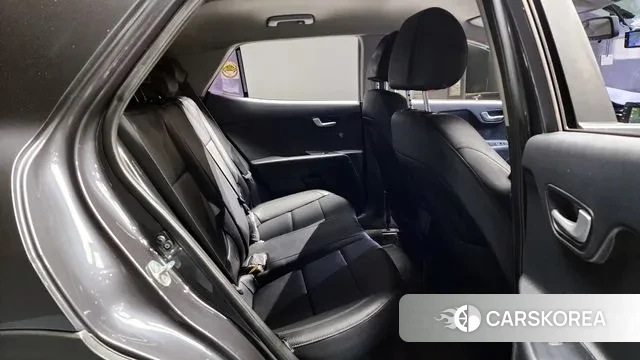 Kia Stonic 2019 Серый из Кореи, фото 4