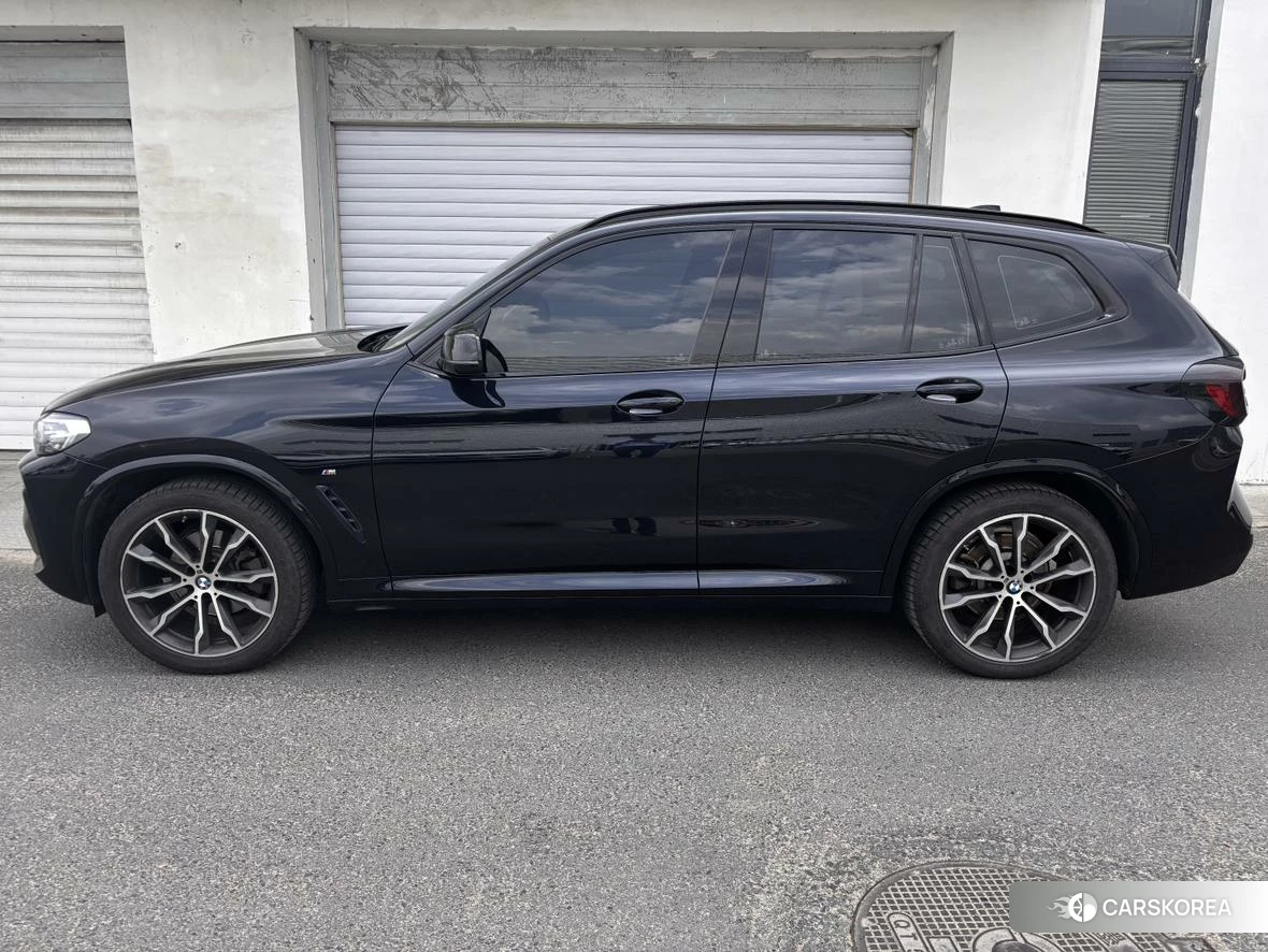 BMW X3 2021 Черный из Китая, фото 4