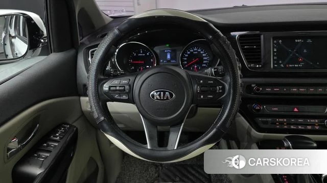 Kia The New Carnival 2019 Белый из Кореи, фото 4