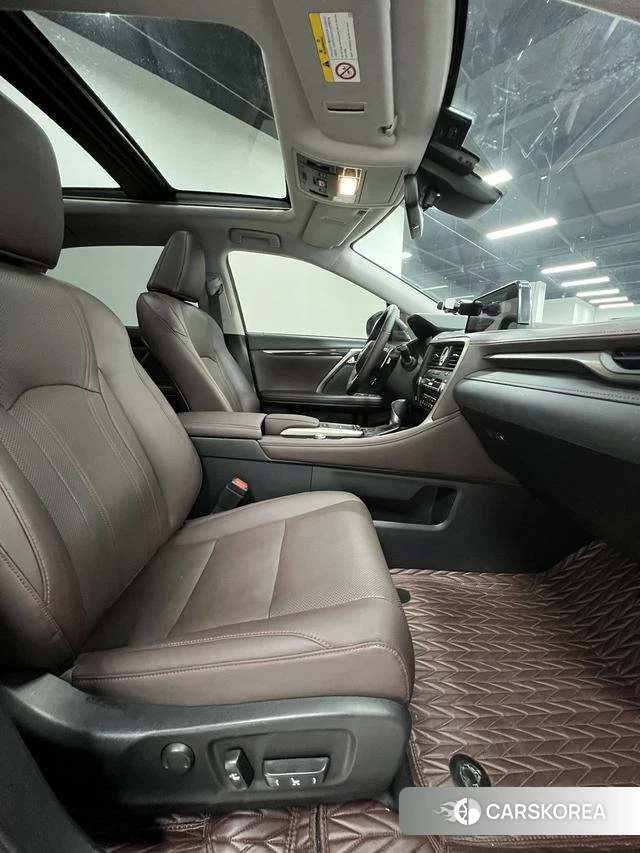 Lexus RX 2021 Серебристо-серый из Китая, фото 4