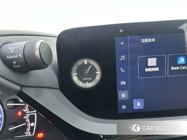 Lexus ES 2023 Серебристо-серый из Китая, фото 4