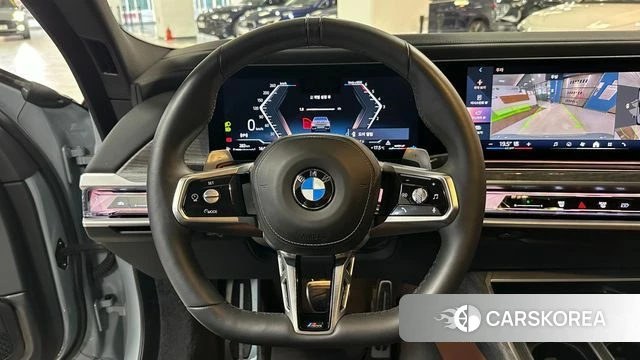 BMW 7 Series (G70) 2024 Серебристо-серый из Кореи, фото 4