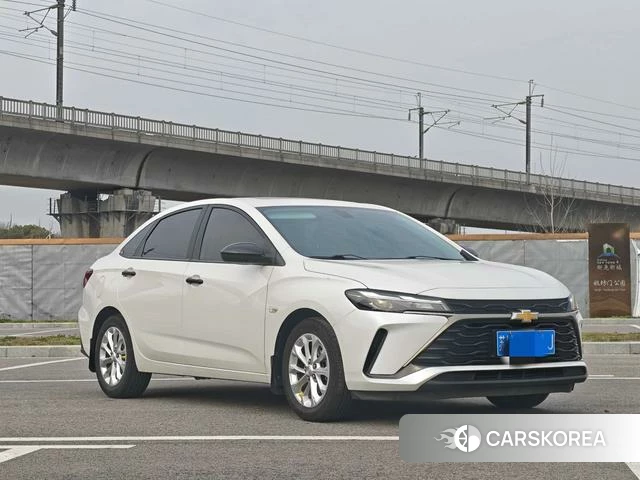 Chevrolet Cruze 2023 Белый из Китая, фото 4