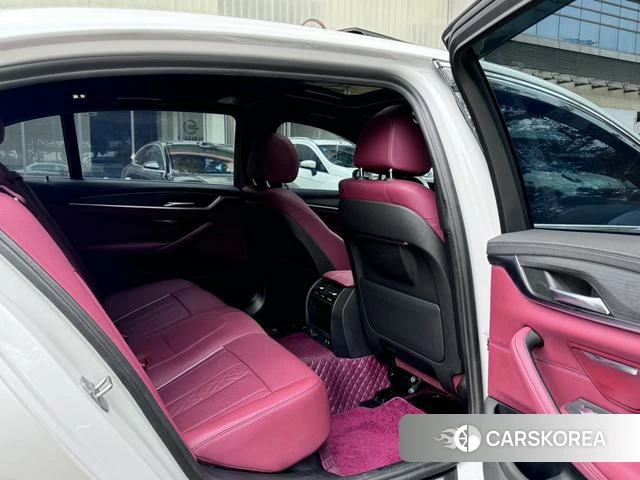 BMW 5 series 2023 Белый из Китая, фото 4