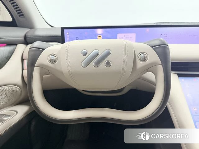 Zhiji Automobile Zhiji LS6 2024 Другой из Китая, фото 4