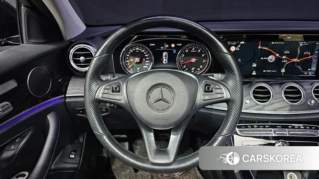Mercedes-Benz E-Class W213 2018 Черный из Кореи, фото 4