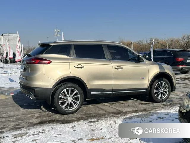 Geely Automobile Boyue 2020 Шампань из Китая, фото 4