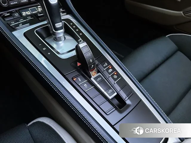 Porsche 718 Boxster 2018 Синий из Кореи, фото 4