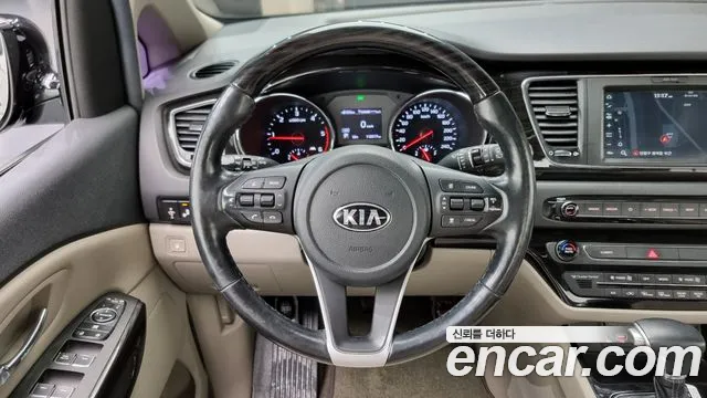 Kia The New Carnival 2018 Черный из Кореи, фото 4