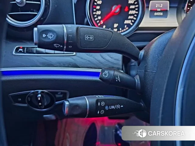 Mercedes-Benz E-Class W213 2018 Цвет тростника из Кореи, фото 4