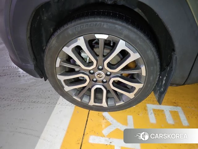 Ssangyong Torres 2022 Темно-зеленый из Кореи, фото 4