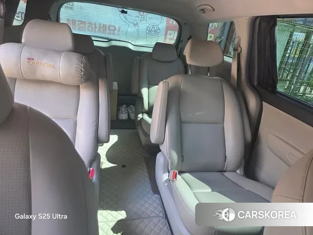 Kia The New Carnival 2019 Серебряный из Кореи, фото 4