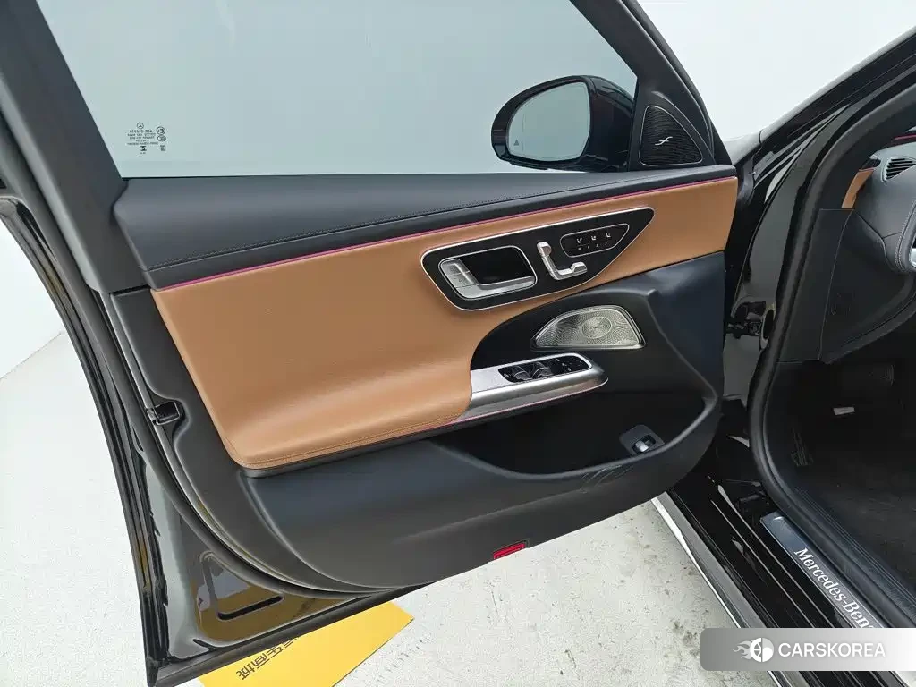 Mercedes-Benz E-Class 2025 Черный из Китая, фото 4