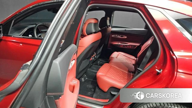 Genesis GV70 2021 Красный из Кореи, фото 4