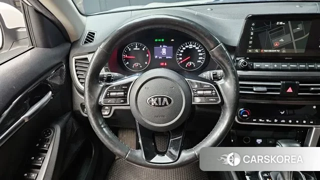 Kia Seltos 2021 Белый из Кореи, фото 4