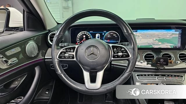 Mercedes-Benz E-Class W213 2019 Белый из Кореи, фото 4